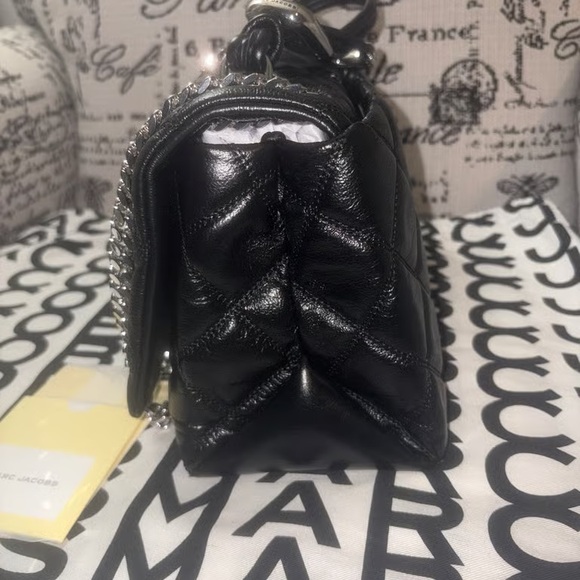 Marc Jacobs Black Quilted Shoulder Bag - Picture 4 of 7